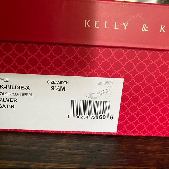 Silver Satin Kelly & Katie Hildie Sandal with 3.5" heel and pearl beads 9.5 M - Picture 11 of 11